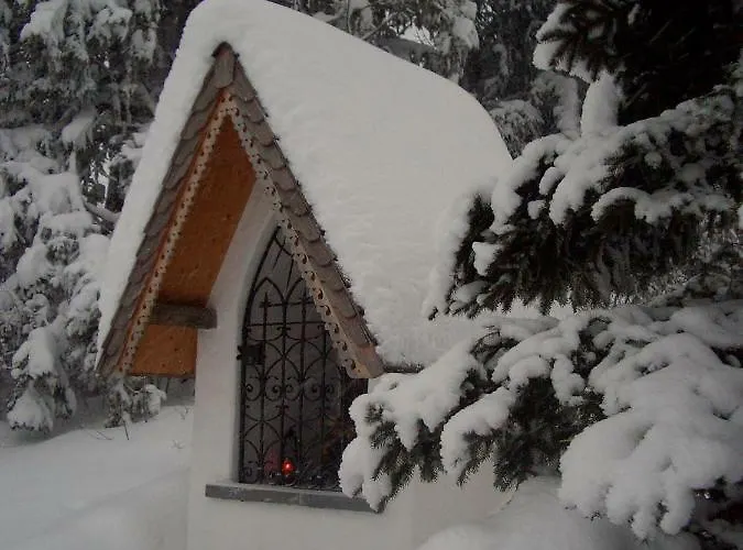 Christoph アパート *