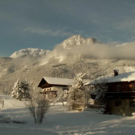 Christoph דירה *